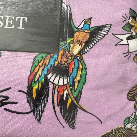 Ed Hardy Purple/Lilac King Sheet Set, Birds,Tigers,Flowers Tattoo Illustrations - Picture 4 of 10